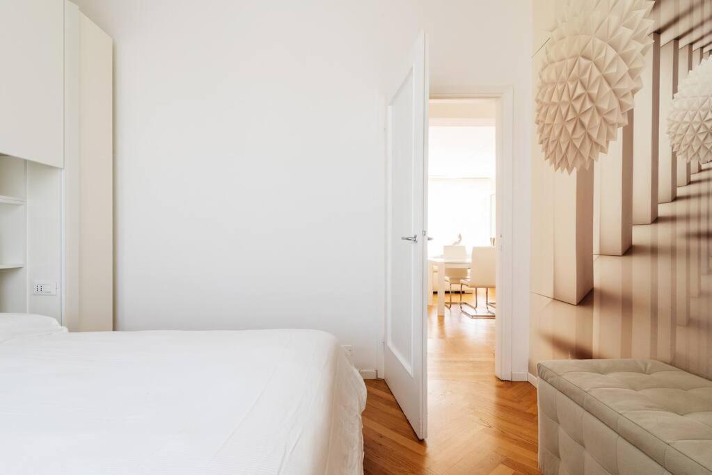 Ferienwohnung Bilocale Vista Sul Duomo Di Milano Exterior foto